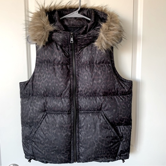 Coach Vest Leopard Print Faux Fur Goose Down Puffer Suze S - Picture 1 of 14